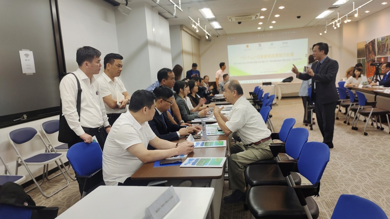 Các thành viên trong Đoàn công tác đã giới thiệu, quảng bá về tiềm năng, cơ hội đầu tư tại Bắc Kạn đối với các nhà đầu tư Nhật Bản. ảnh 2
