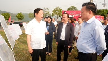 Phó Thủ tướng Trần Hồng Hà khảo sát một số dự án đang triển khai trên địa bàn tỉnh