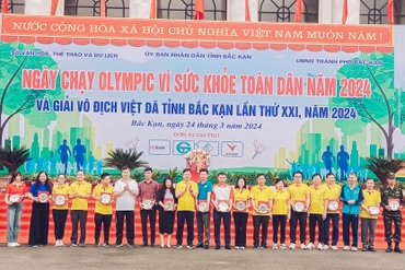 Bắc Kạn: Khai mạc Ngày chạy Olympic vì sức khỏe toàn dân và Giải vô địch Việt dã lần thứ XXI