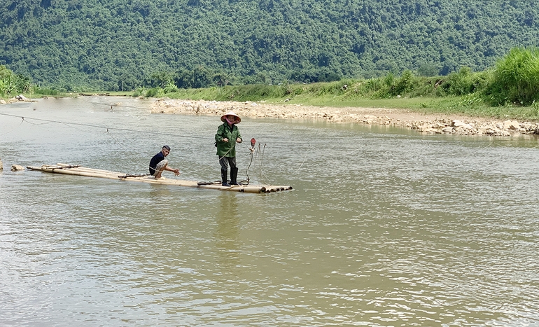Người dân Lương Thượng mong có cầu nối hai bờ sông Bắc Giang